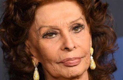 sofia lazzaro altezza|Sophia Loren Bio, bambini, età, altezza, patrimonio netto e。